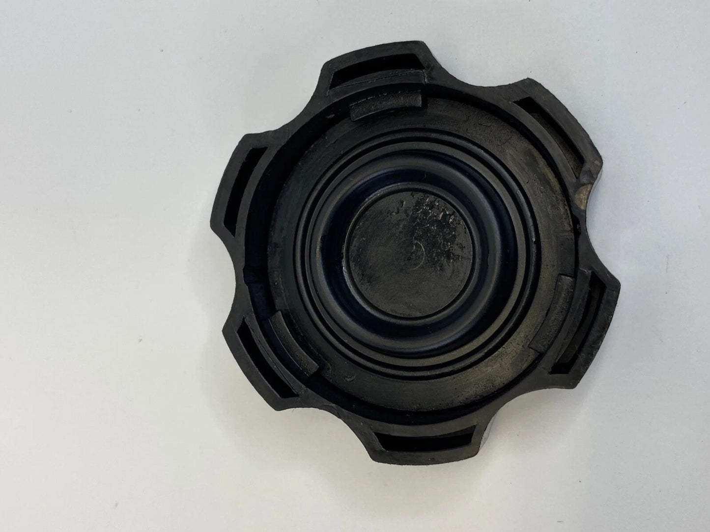 07-10 HYUNDAI ELANTRA 2.0L BRAKE MASTER CYLINDER RESERVOIR FLUID CAP COVER OEM