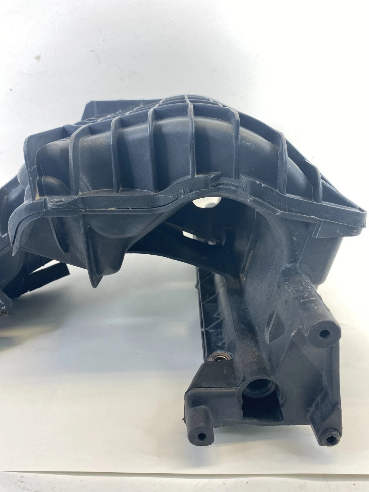 10-14 DODGE AVENGER 2.4L ENGINE INTAKE MANIFOLD W/ FLOW SENSOR 05033310AB OEM