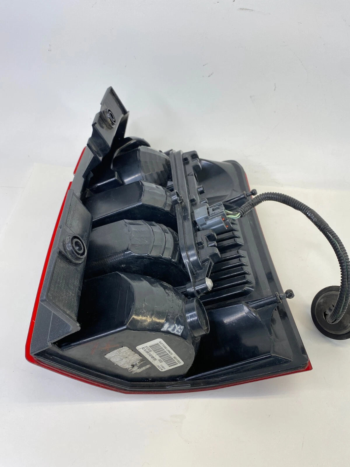 2008-2012 JEEP LIBERTY REAR LEFT SIDE TAILLIGHT LAMP ASSEMBLY 55157347AC OEM