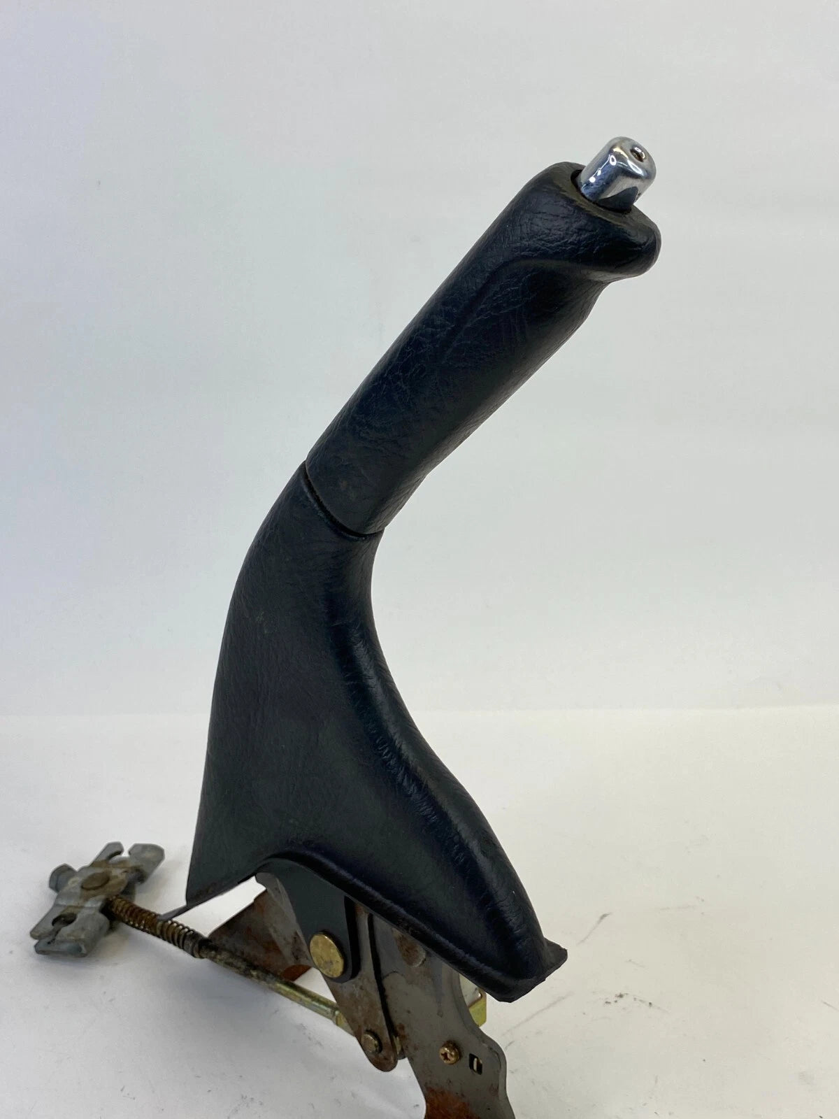 1998-2002 HONDA ACCORD COUPE CENTER CONSOLE PARKING BRAKE HANDLE ASSEMBLY OEM