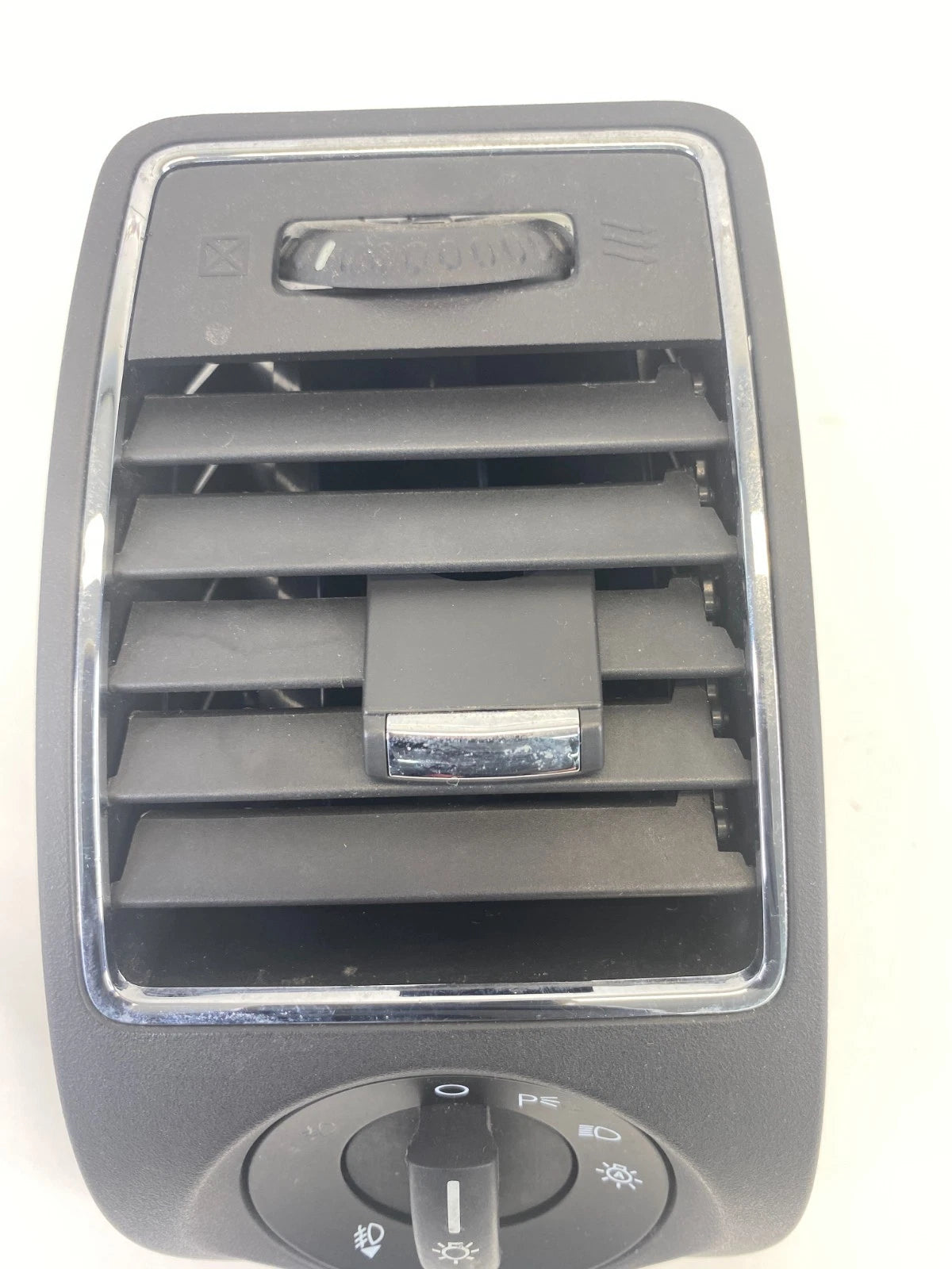 2009-2019 FORD FLEX DASH LEFT SIDE A/C AIR VENT GRILLE W/ HEADLIGHT SWITCH OEM