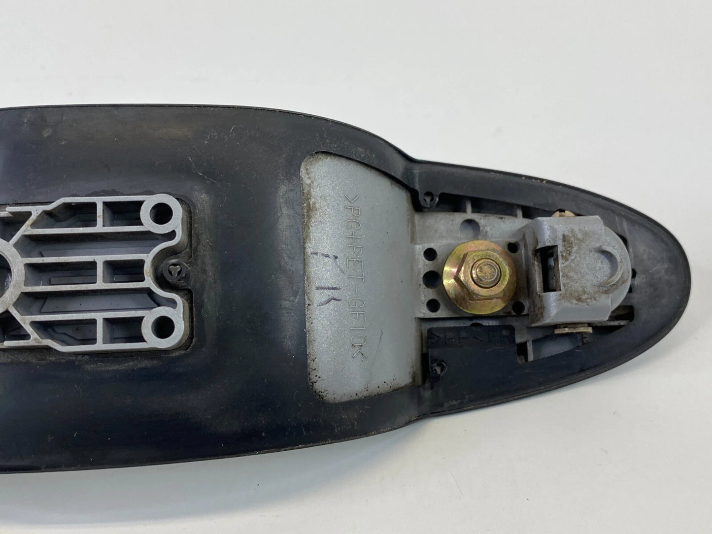 04-06 MAZDA MPV FRONT RIGHT PASSENGER SIDE DOOR EXTERIOR DOOR HANDLE ASSEMBLY