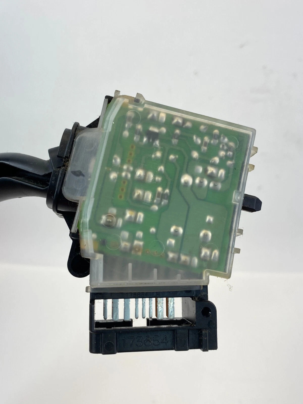 2002-2006 TOYOTA CAMRY WINDSHIELD WIPER CONTROL SWITCH ASSEMBLY 84652-21030 OEM