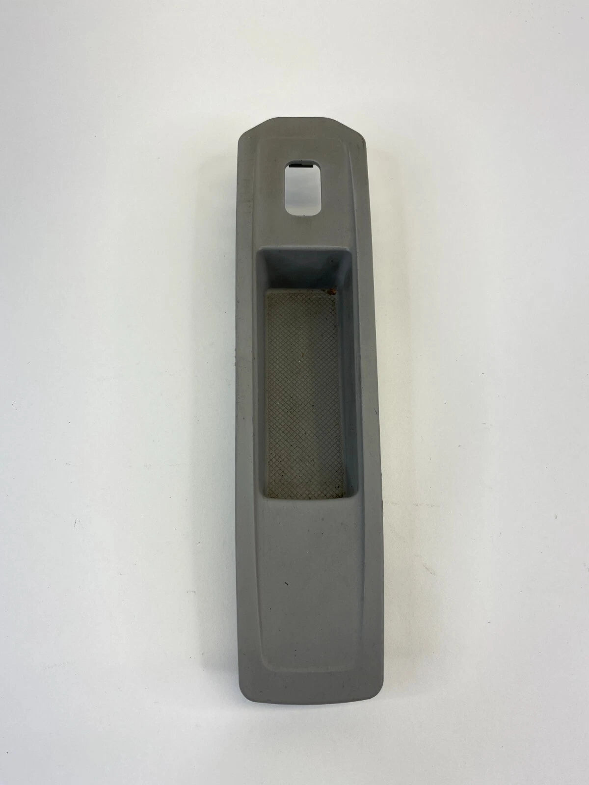 04-07 CADILLAC SRX 03-07 CTS FRONT PASSENGER WINDOW SWITCH BEZEL 10299-JL467 OEM