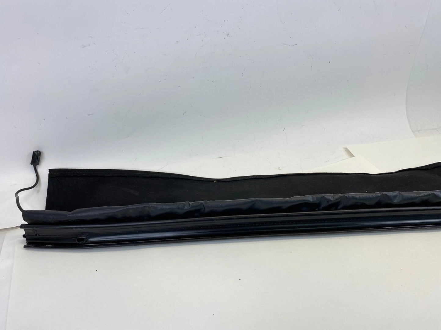 2007 07 TOYOTA SOLARA SLE CONVERTIBLE REAR ROOF DEFROSTER PANEL CONECTOR OEM