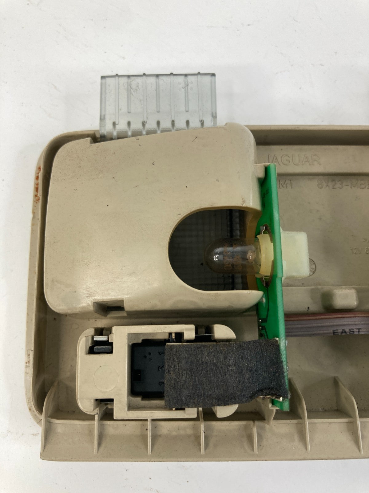 2009-2015 Jaguar XF Interior Rear Dome Light Lamp Overhead Roof 8X23-MBBS-A OEM