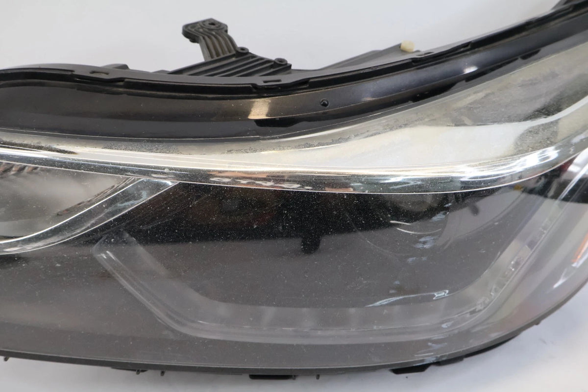 2016-2019 CHEVROLET CRUZE FRONT LEFT DRIVER HEADLIGHT HEADLAMP W LED 84346647