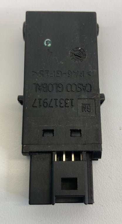 2011 Buick Regal Center Console AUX Jack Port Socket 13317917 OEM