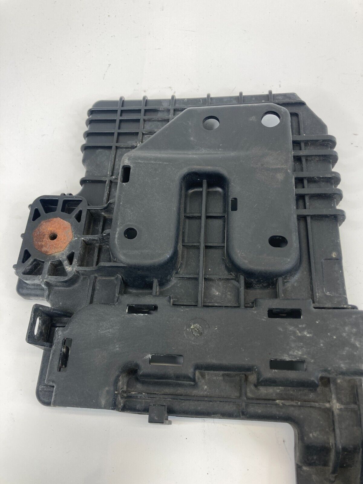 2011-2013 Kia Forte 2.0L Battery Support Tray Pad Holder Cover 37150-1M000 OEM