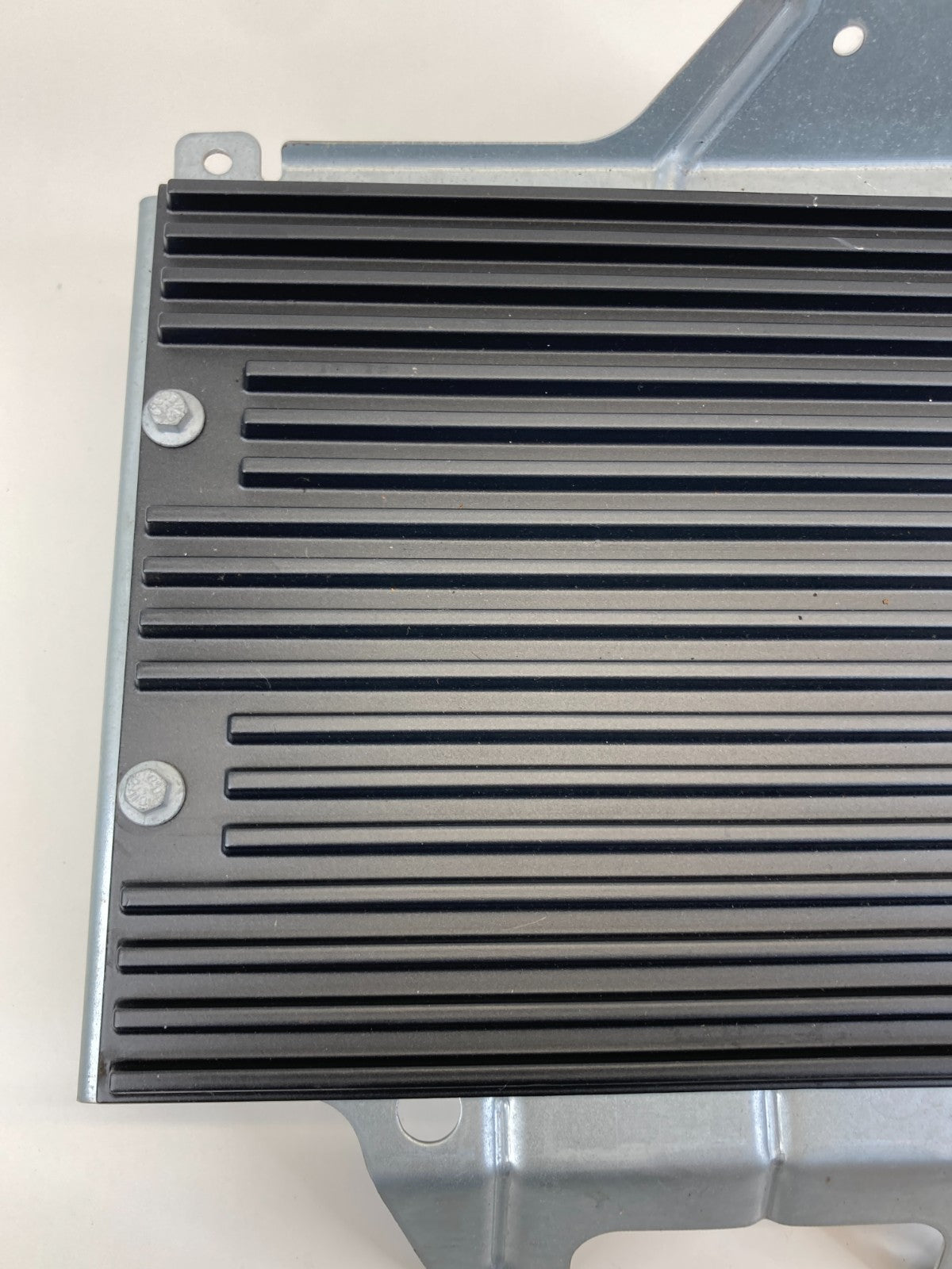 2008-2012 Land Rover LR2 Radio Audio Amplifier AMP Stereo 6H52-18C808-AC OEM