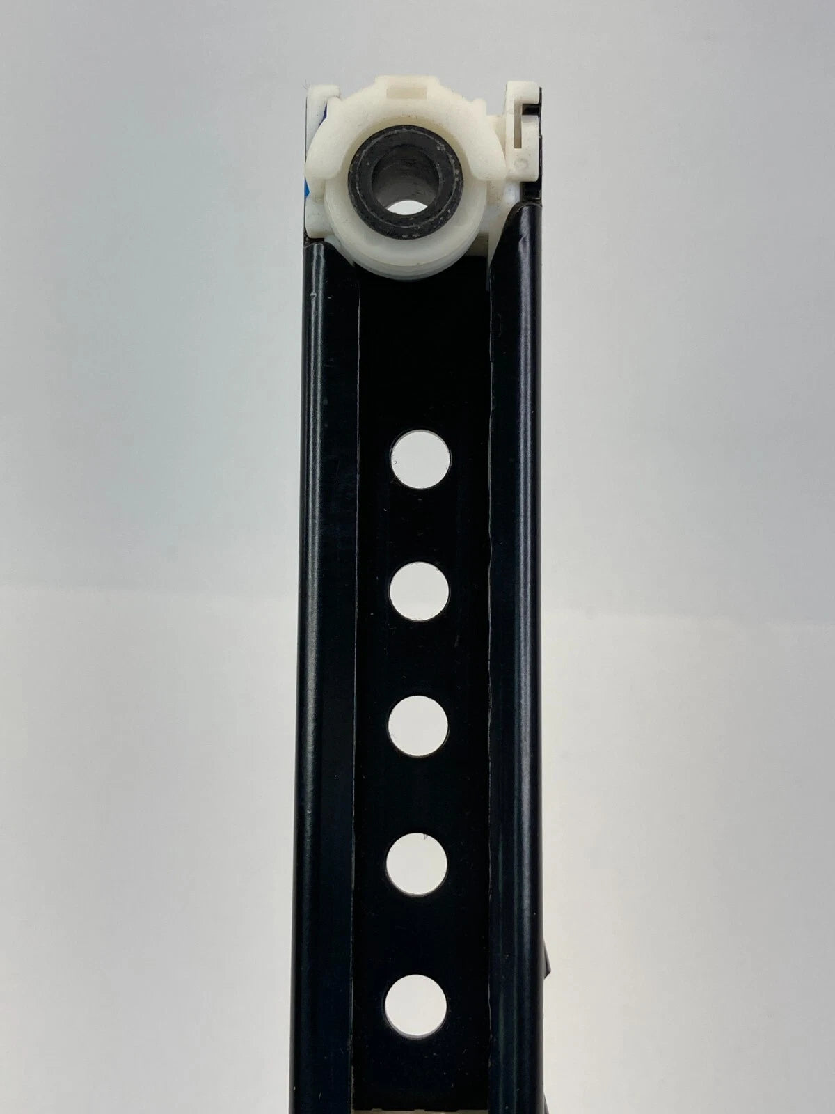 2000-2002 MERCEDES-BENZ S500 FRONT LEFT SEAT BELT HEIGHT ADJUSTEMENT TRACK OEM