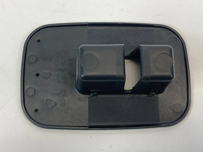 2010 2011 KIA SOUL REAR CHILD SEAT ANCHOR CAP LID TRIM BEZEL 89391-2K020