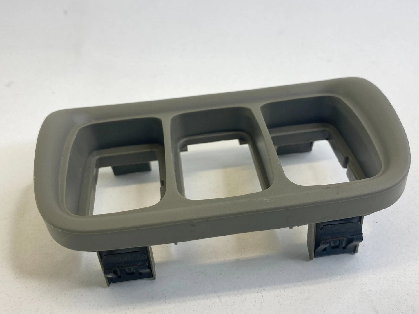 2003-2008 HONDA PILOT SUNROOF SUN ROOF WINDOW SWITCH BEZEL TRIM SURROUND COVER