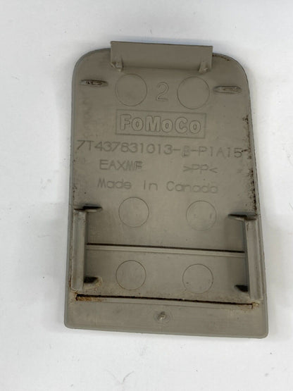 2007 2008 2009 2010 Ford Edge Fuel Reset Button Cover Cap Lid 7T437831013-B OEM