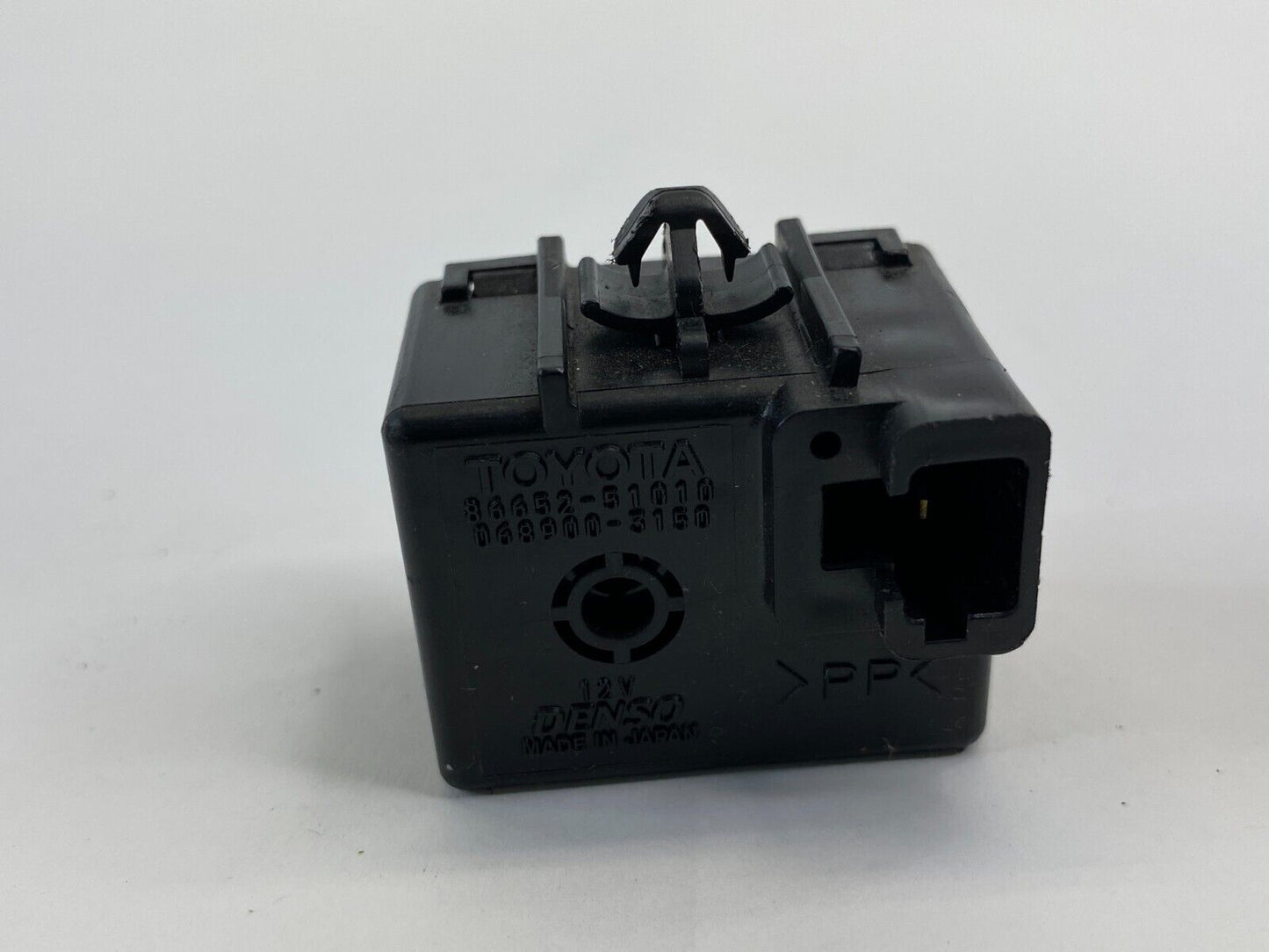 2003-2007 Toyota Sequoia Skid Control Warning Buzzer Switch DENSO 86652-51010