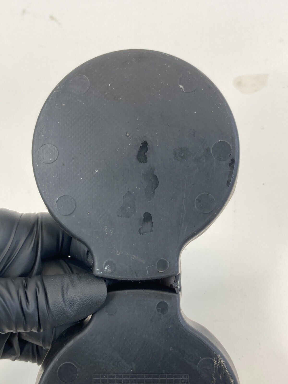 05-07 Kia Sportage Front Center Console Cup Holder Rubber Mat Insert 84628-1F000