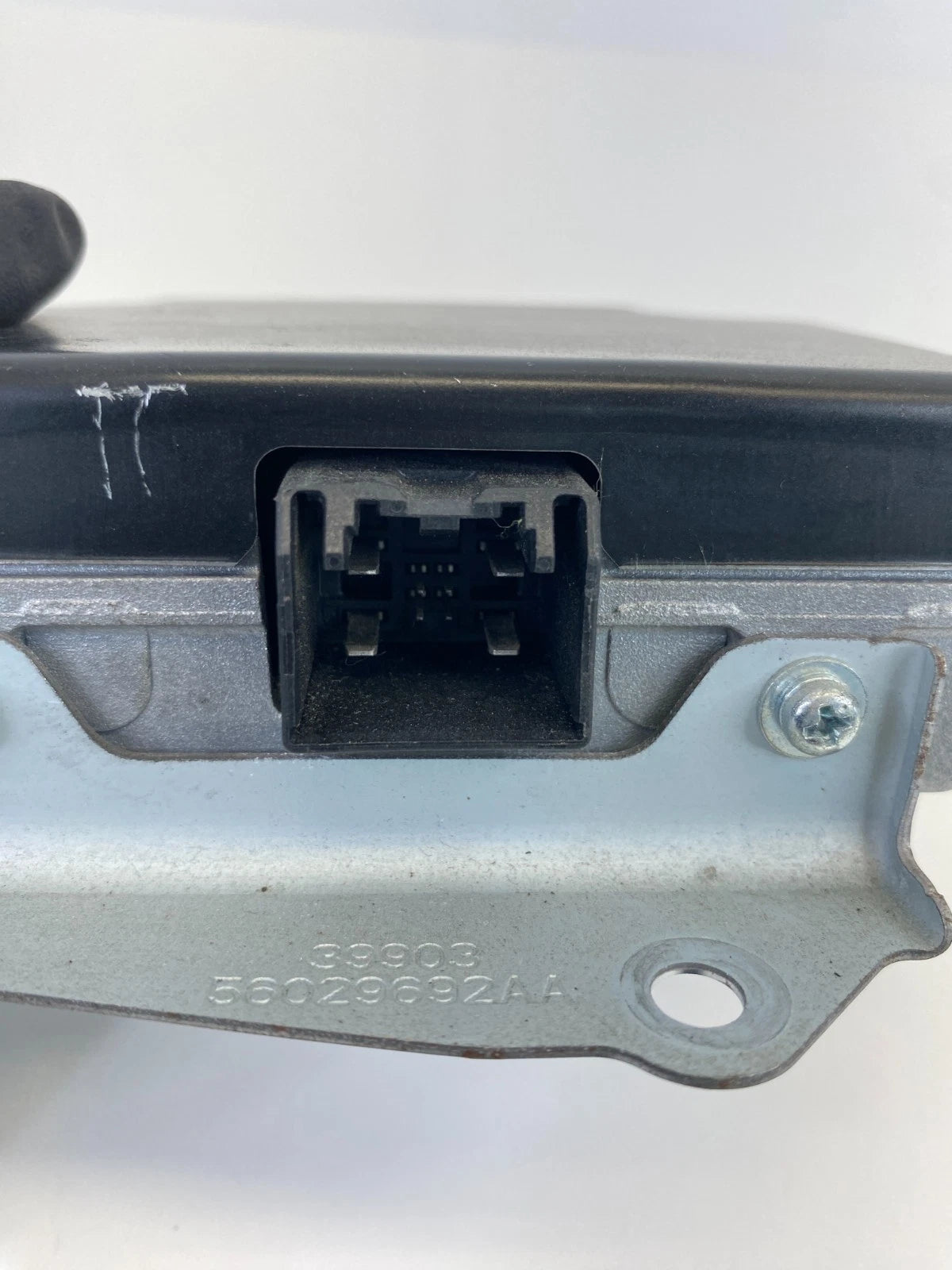 2013-2016 Chrysler Town & Country Power Inverter Converter Module 56029692AA