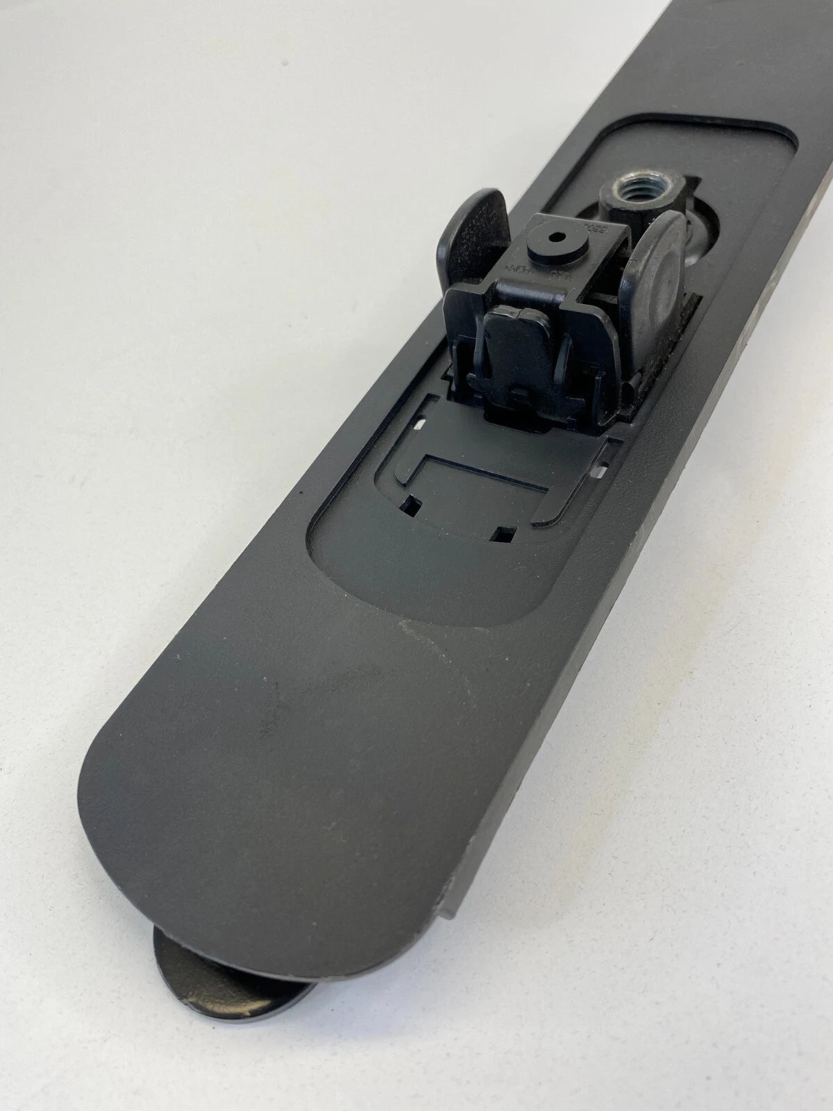 2008-2011 FORD FOCUS SEDAN RIGHT PASSENGER SEAT BELT HEIGHT ADJUSTMENT 34005613
