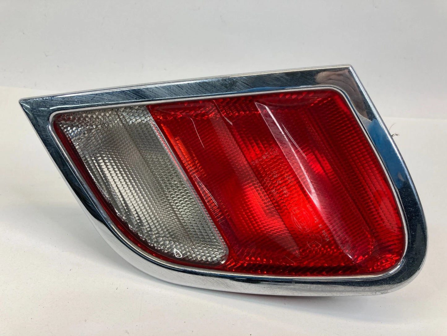 99-03 MERCEDES-BENZ CLK430 REAR RIGHT SIDE INNER TAILLIGHT LAMP 2088201264 OEM