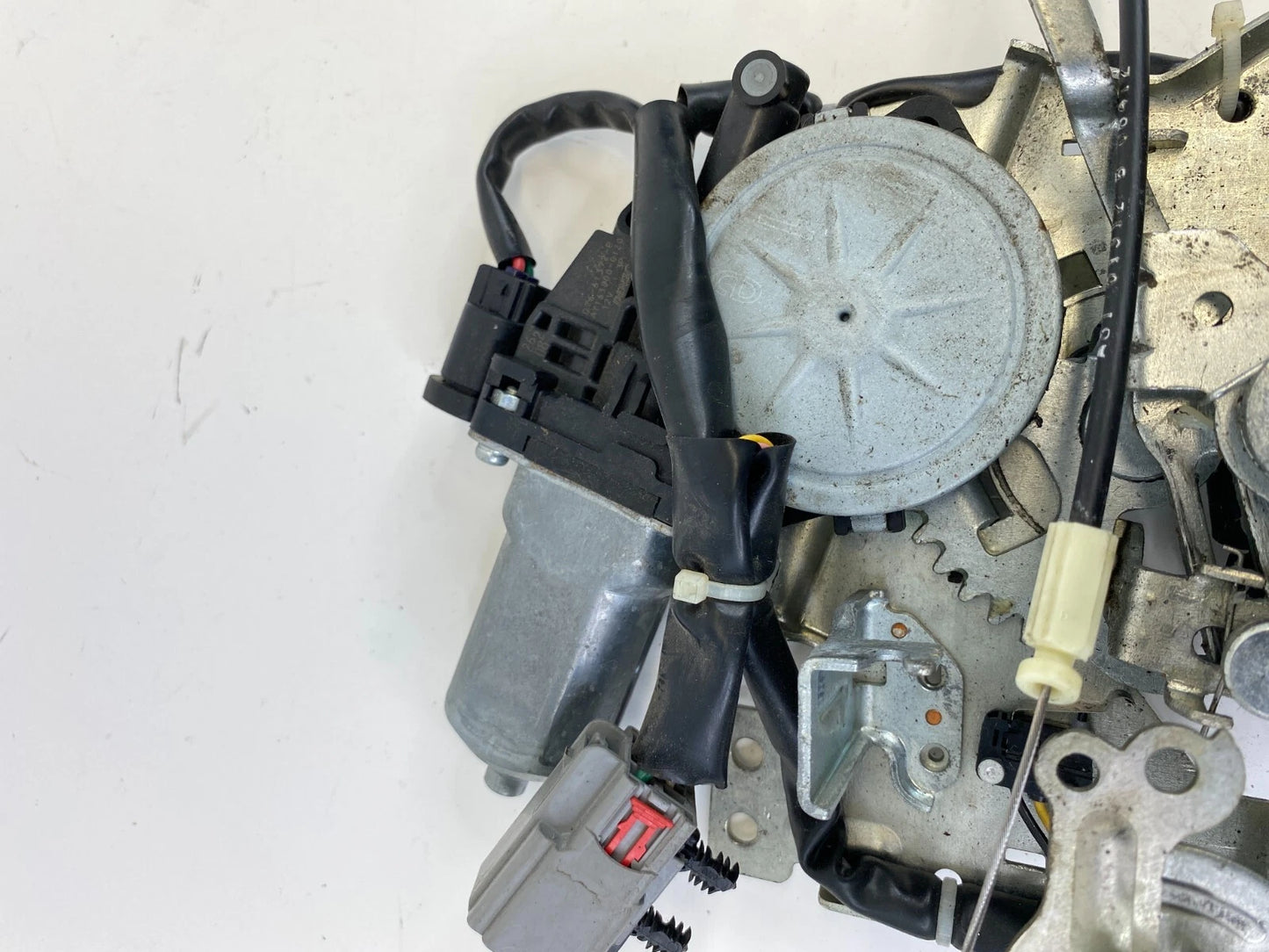 09-16 CHRYSLER TOWN & COUNTRY POWER LIFTGATE TAILGATE TRUNK LOCK LATCH ACTUATOR