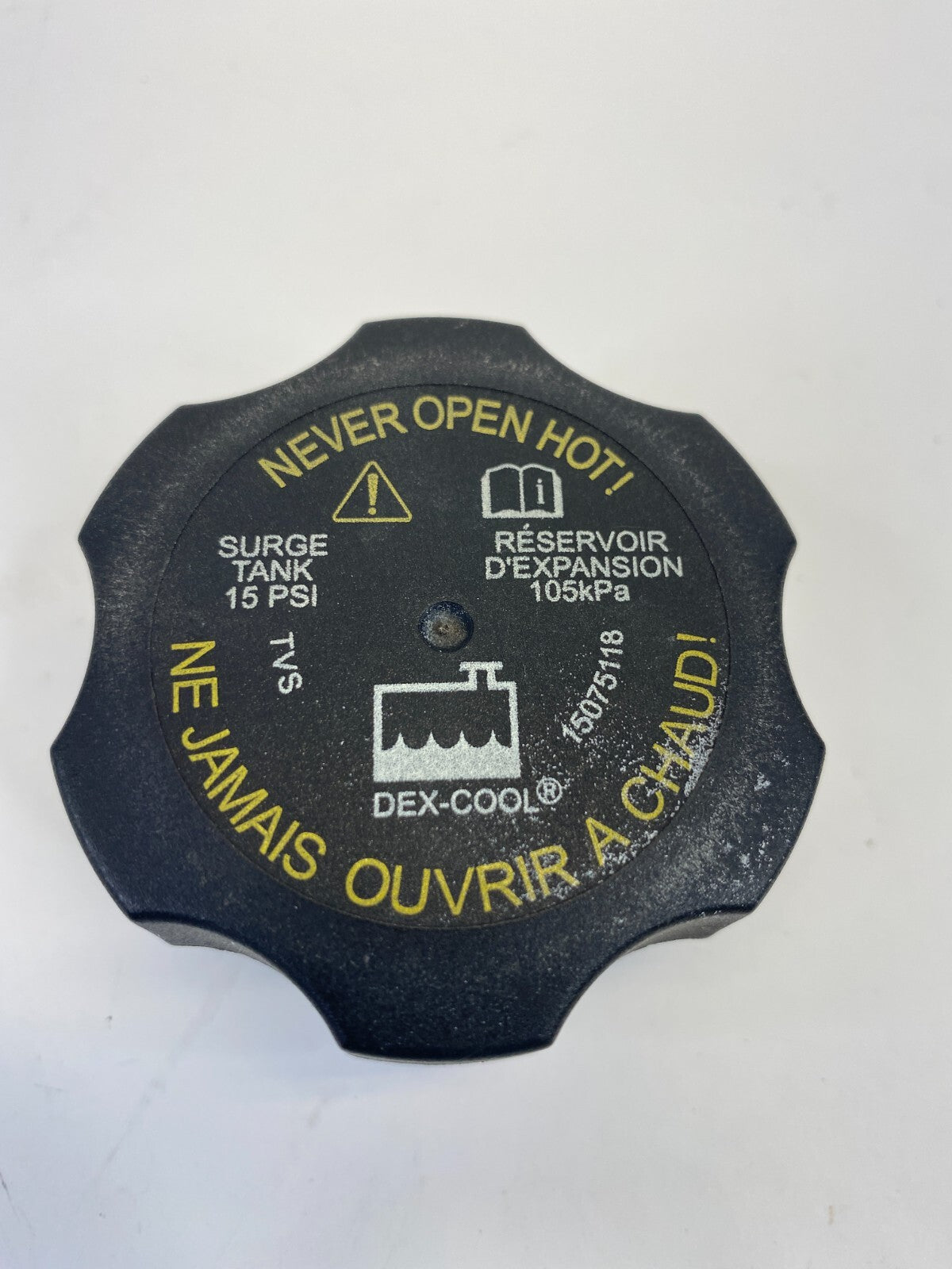 2005-2010 Pontiac G6 2.4L L4 Radiator Coolant Reservoir Cover Fluid Cap OEM