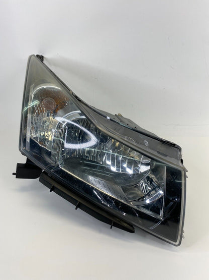 2012-2016 Chevrolet Cruze Front Right Headlight Headlamp Assembly 335-1162R OEM