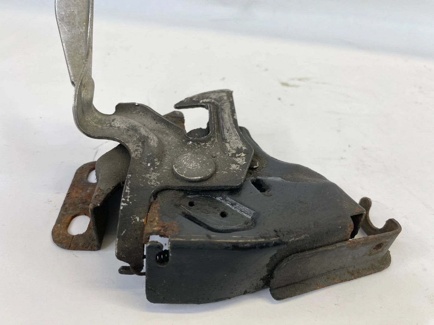 2003-2008 HONDA ELEMENT FRONT HOOD LOCK LATCH ACTUATOR RELEASE OEM