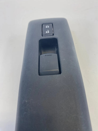 08-13 Nissan Rogue Front Right Side Door Power Window w/Lock Control 80960-JM00A