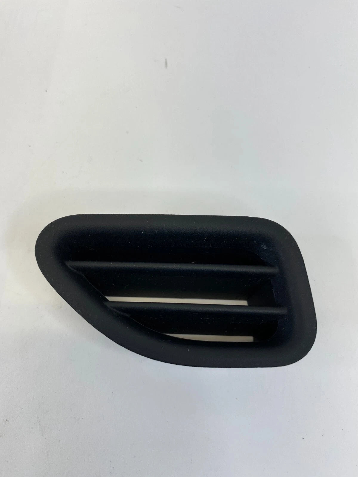 2011-2014 DODGE AVENGER DASH LEFT SIDE DEFROSTER DEFROST GRILLE 1SY22TRMAA OEM