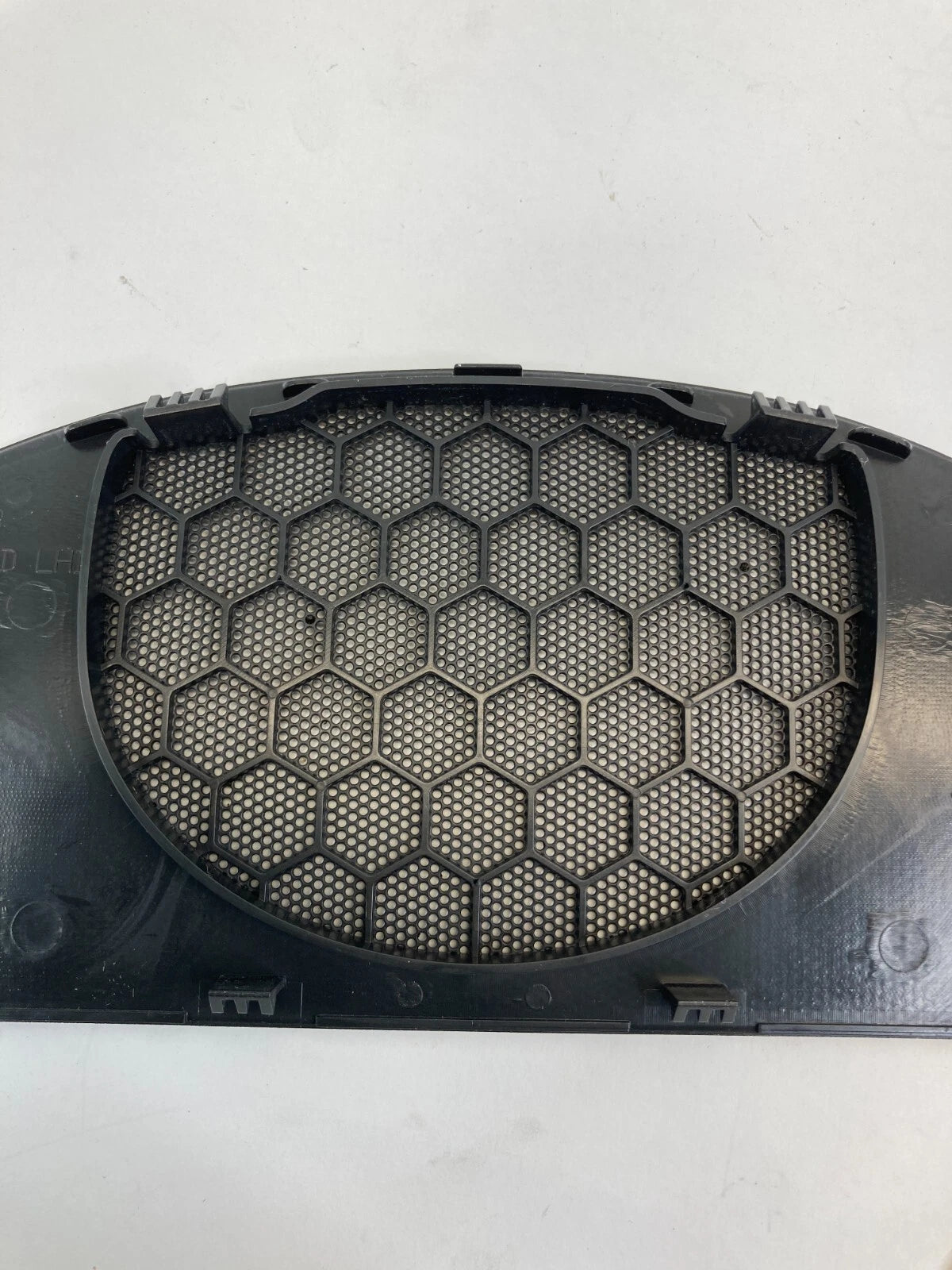 03-06 SAAB 9-3 93 FRONT CENTER DASH SPEAKER GRILL GRILLE COVER TRIM 12785408 OEM