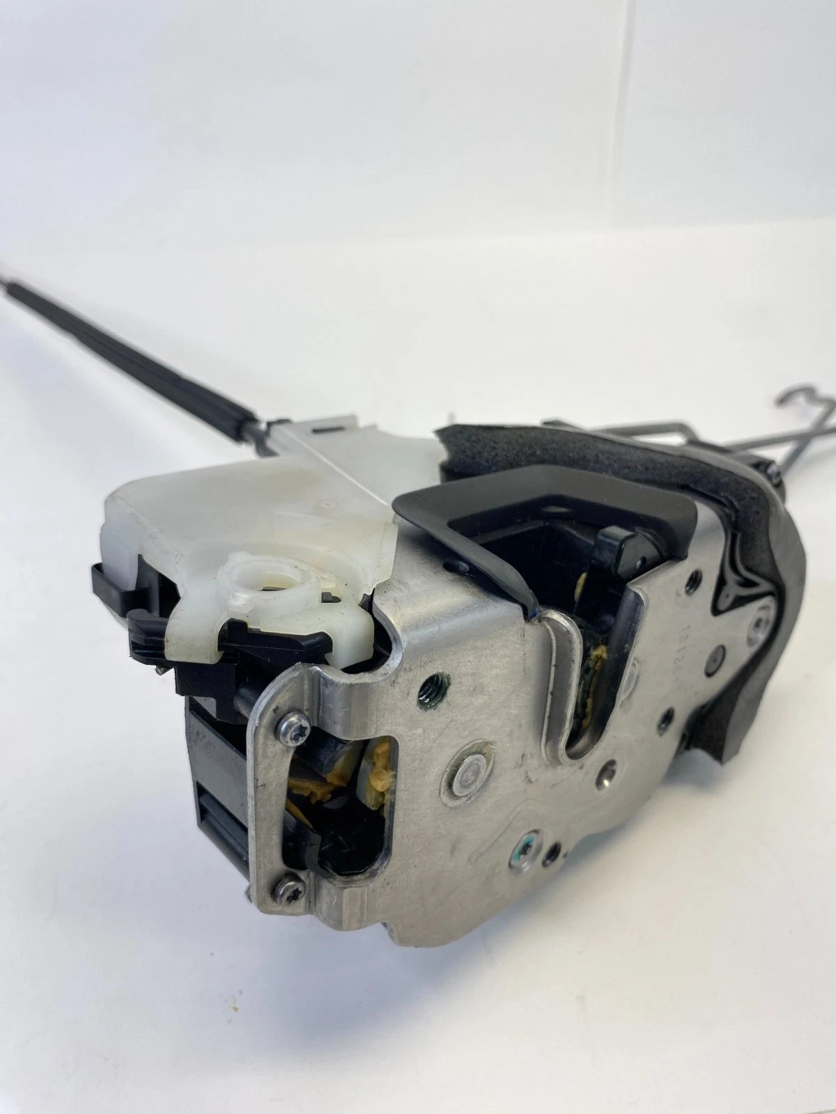 10-17 CHEVY EQUINOX TERRAIN FRNT RIGHT DOOR LOCK LATCH ACTUATOR RELEASE 13579523