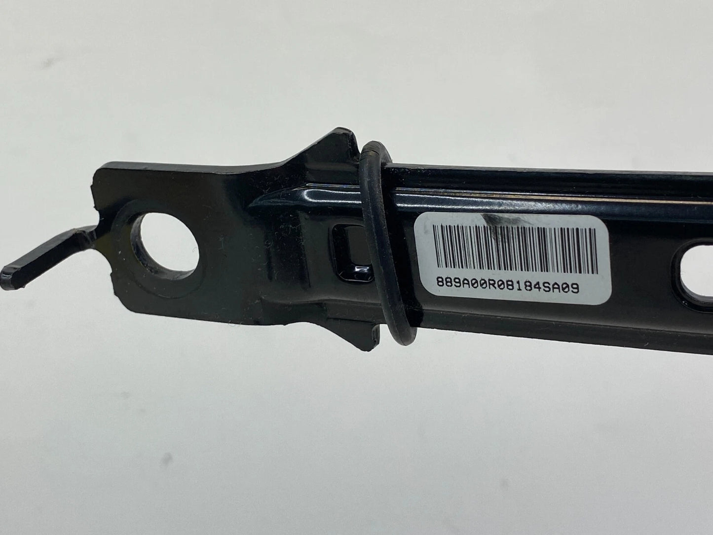 2006-2010 HYUNDAI SONATA SEDAN FRONT RIGHT SIDE SEAT BELT HEIGHT ADJUSTER OEM
