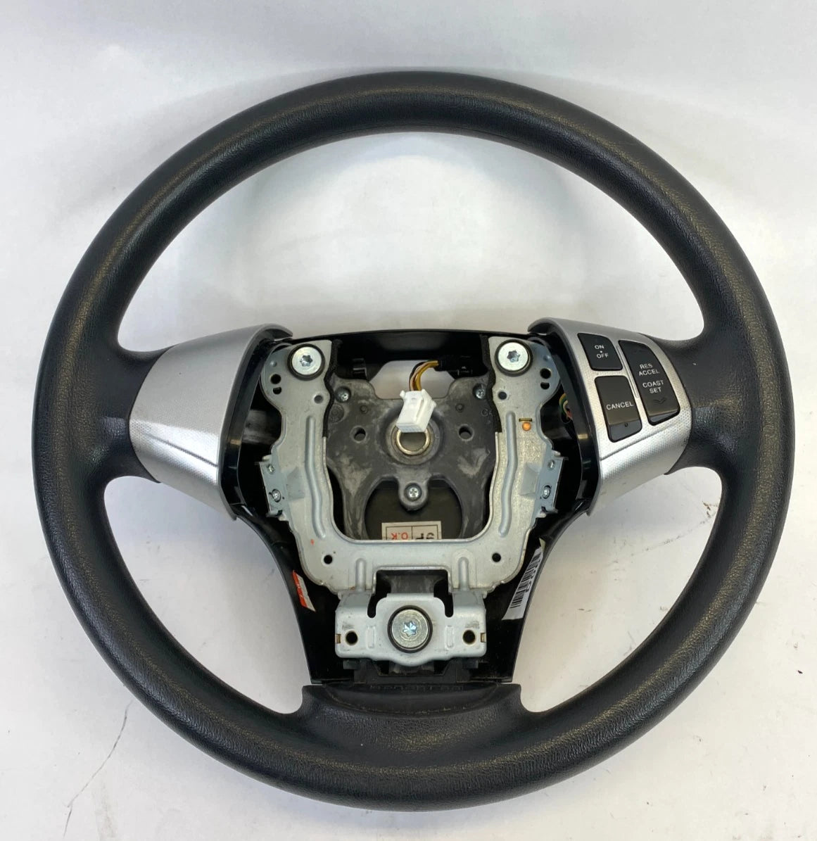 2006-2010 HYUNDAI ELANTRA SEDAN STEERING WHEEL W/ CRUISE CONTROL SWITCH ASSY OEM
