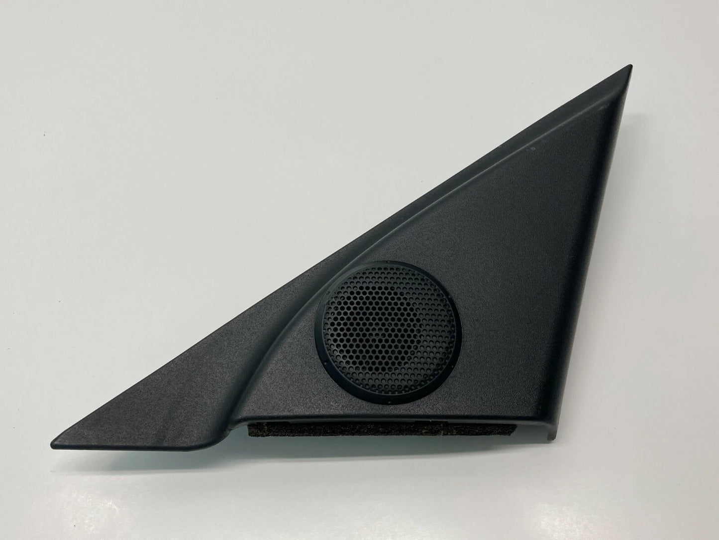 2004-2009 MAZDA 3 MAZDA3 RIGHT SIDE SPEAKER TWEETER W/COVER TRIM GK2A66960 OEM
