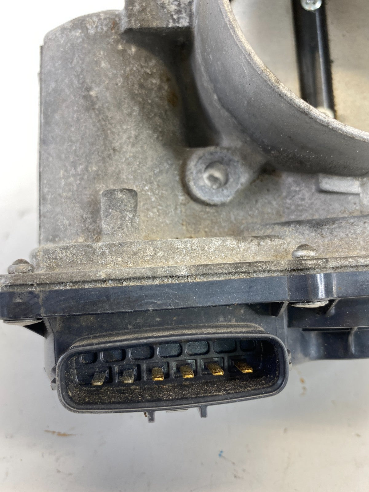 2009-2018 Toyota RAV4 2.5L Fuel Injection Throttle Body Valve 22030-36010 OEM