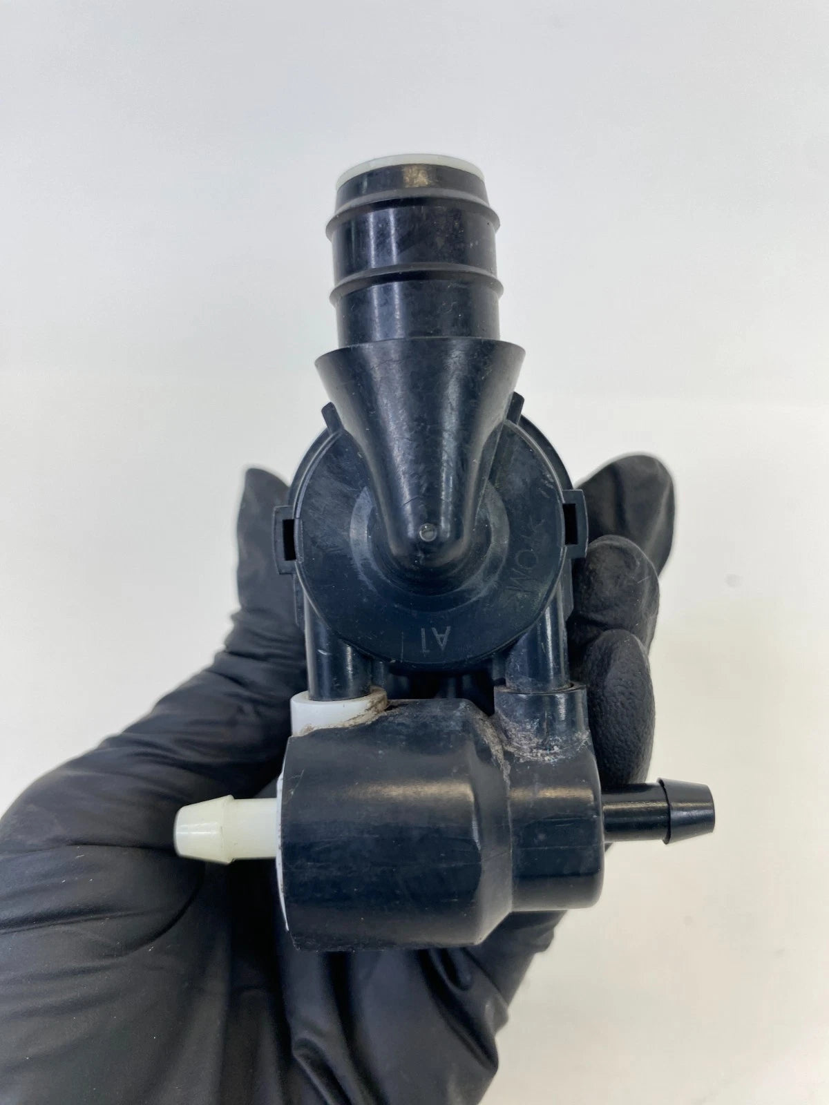 11-19 EXPLORER 13-19 INTERCEPTOR UTILITY WINDSHIELD WIPER WASHER FLUID PUMP OEM