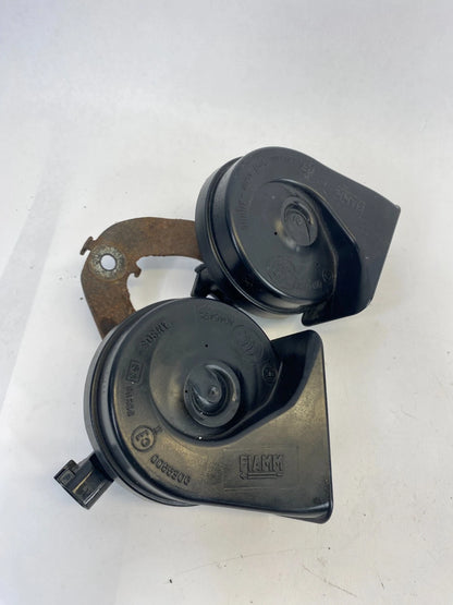 2009-2020 DODGE JOURNEY LOW & HIGH DUAL TONE NOTE HORN AND BRACKET MOUNT OEM