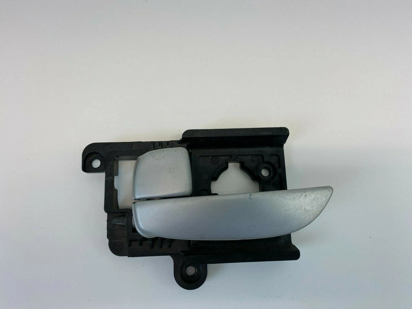 07-09 HYUNDAI ELANTRA SEDAN REAR LEFT DRIVER BACK INNER DOOR HANDLE 82613-HD000