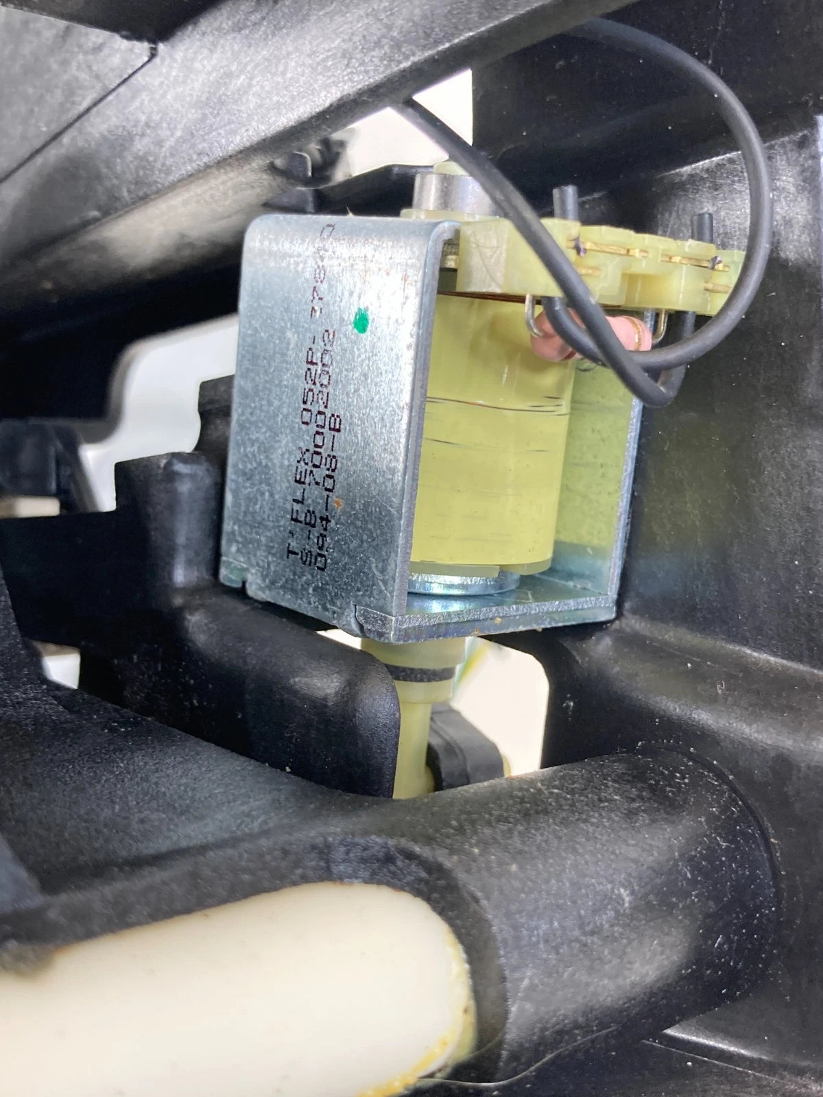 2006-2008 CHEVROLET HHR A/TRANSMISSION FLOOR GEAR SHIFTER SHIFT LEVER SELECTOR