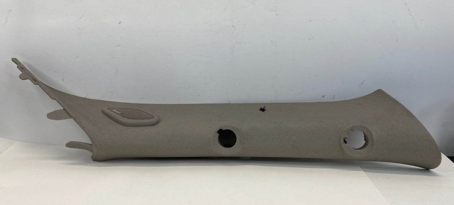 2007-2014 GMC Yukon Front Right Windshield A Pillar Cover Trim w/ Tweeter OEM