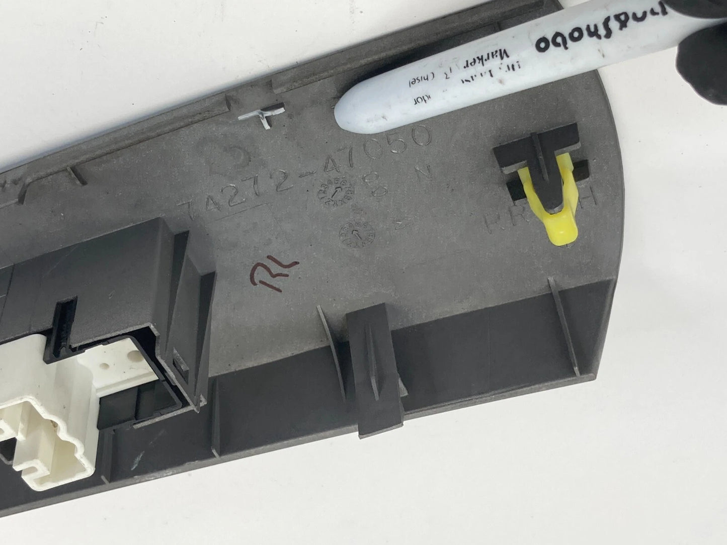 2004-2009 TOYOTA PRIUS REAR LEFT DOOR WINDOW CONTROL SWITCH BEZEL OEM 7427247050
