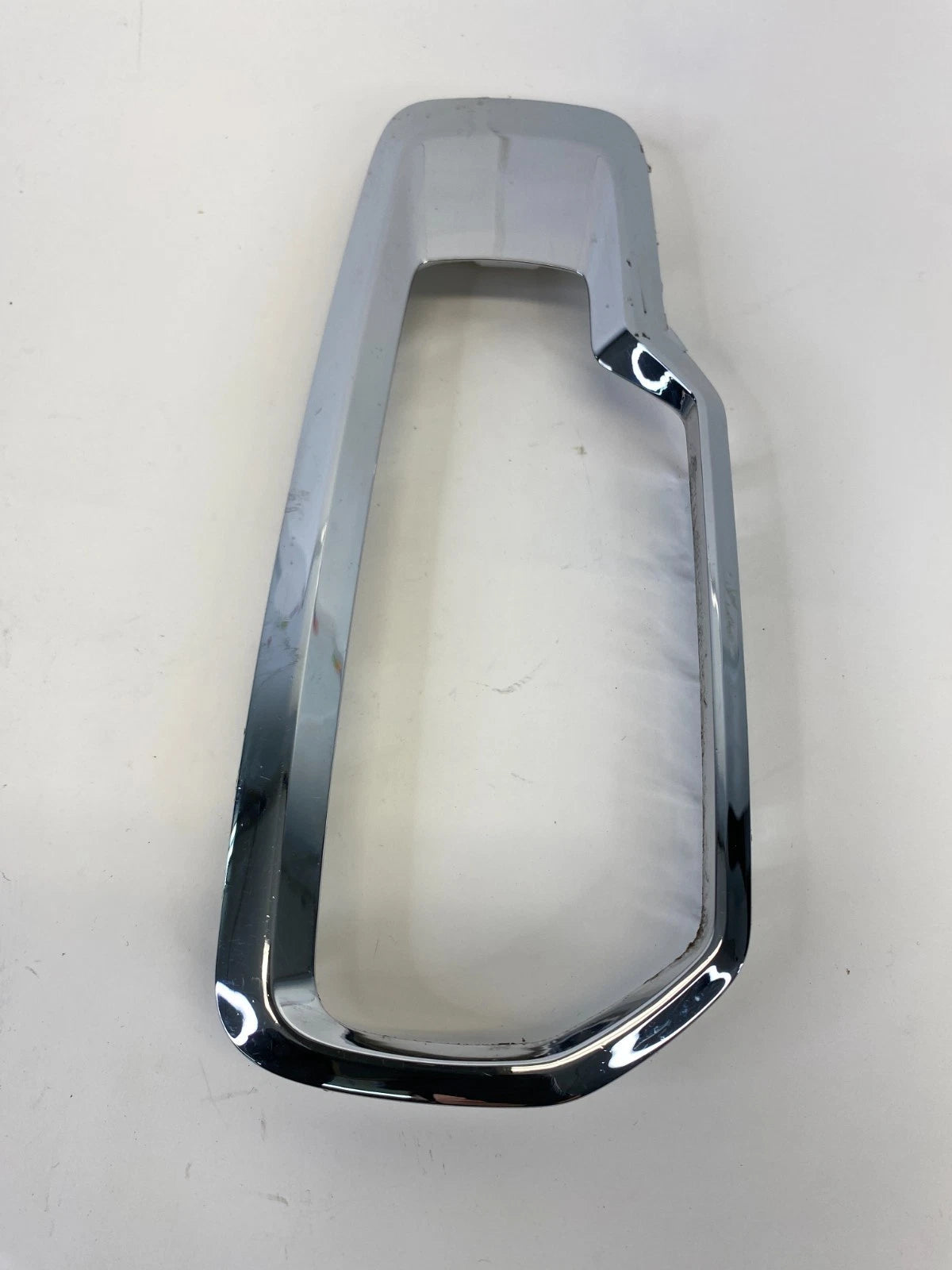 07-17 CHEVY EQUINOX CENTER CONSOLE GEAR SHIFTER BEZEL TRIM CHROME 20885260 OEM