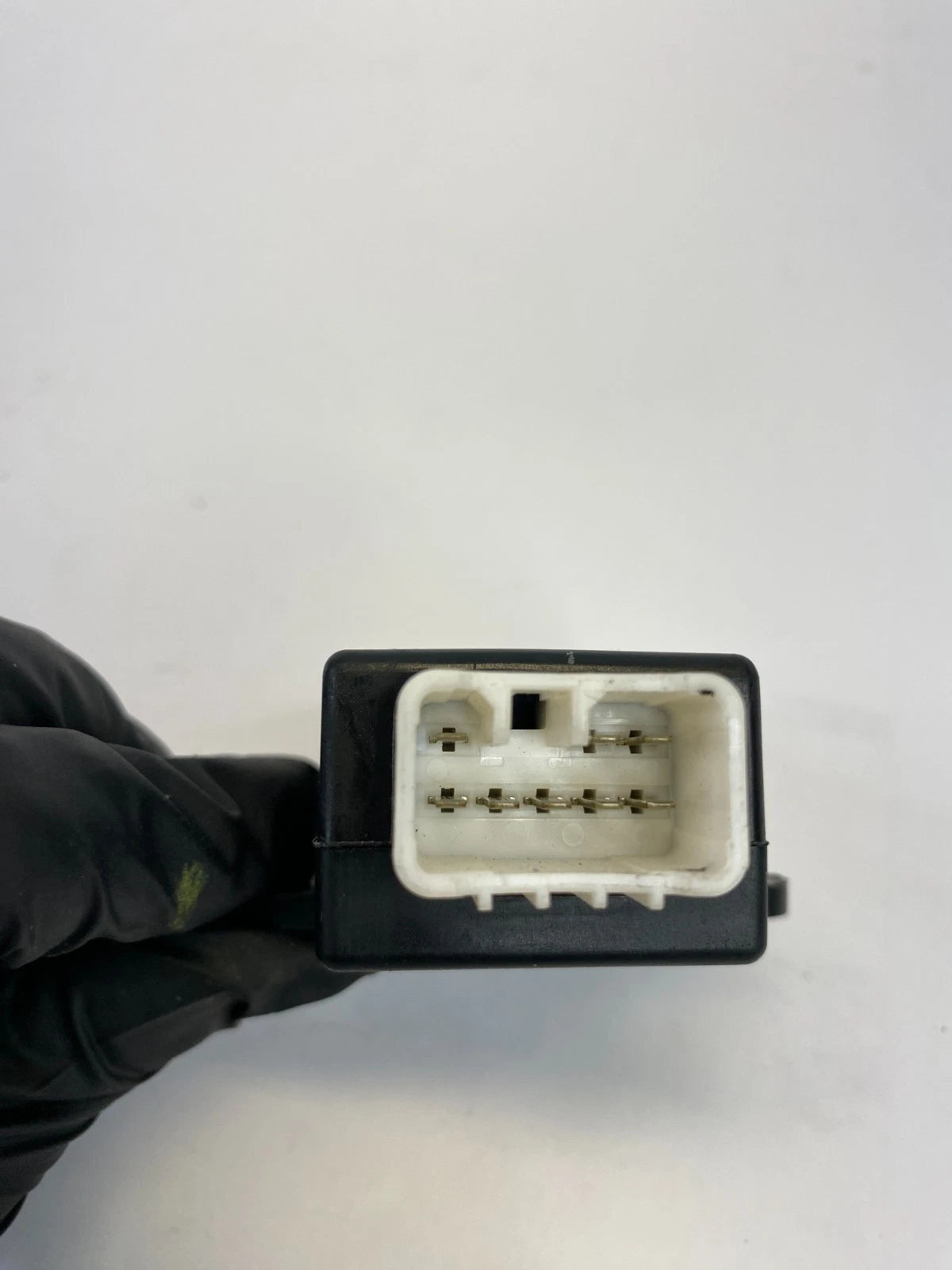 2011-2015 HYUNDAI SONATA FRONT SEAT HEATER RELAY MODULE 88191-3S000 OEM