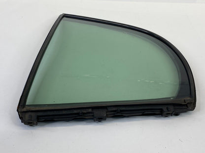 1998-2005 Lexus GS300 Rear Left Side Door Vent Quarter Window Glass 68189-30100