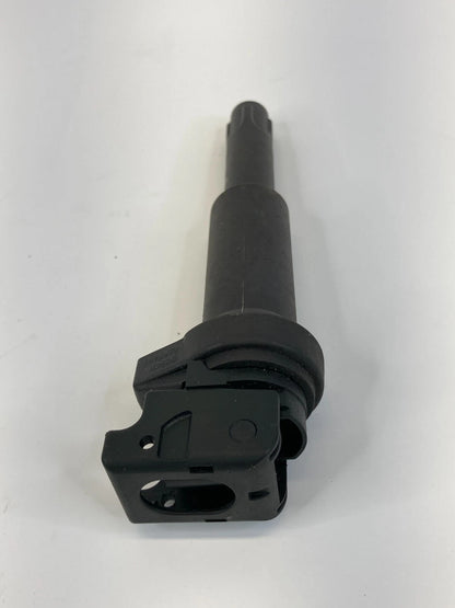 2003-2006 BMW 330XI 2003-2006 BMW 325XI 3.0L L6 ENGINE IGNITION IGNITER COIL OEM