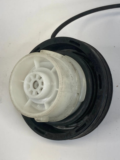 2006 2007 06 07 INFINITI M35 3.5L 24V FUEL FILLER GAS TANK CAP LID COVER OEM