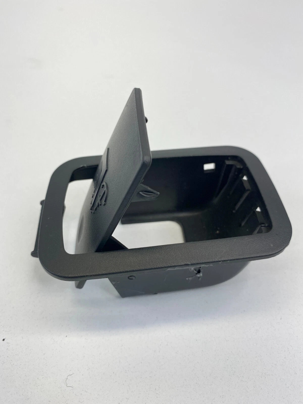 2006-2013 CHEVROLET IMPALA REAR DECK CHILD SEAT LOWER ANCHOR COVER TRIM 15795997