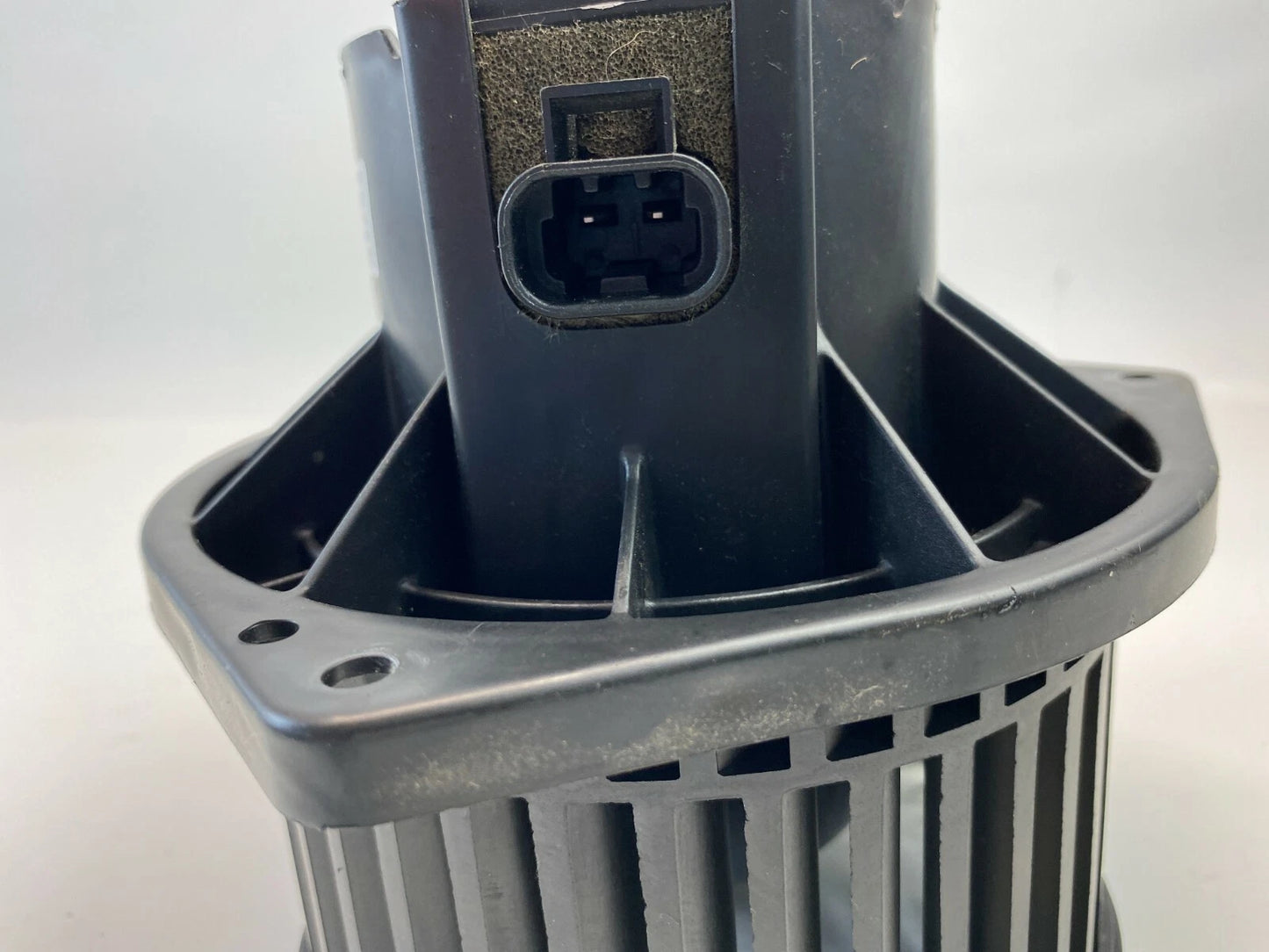 2005-2007 SATURN RELAY 05-08 UPLANDER FRONT A/C HEATER BLOWER MOTOR CHB431D004