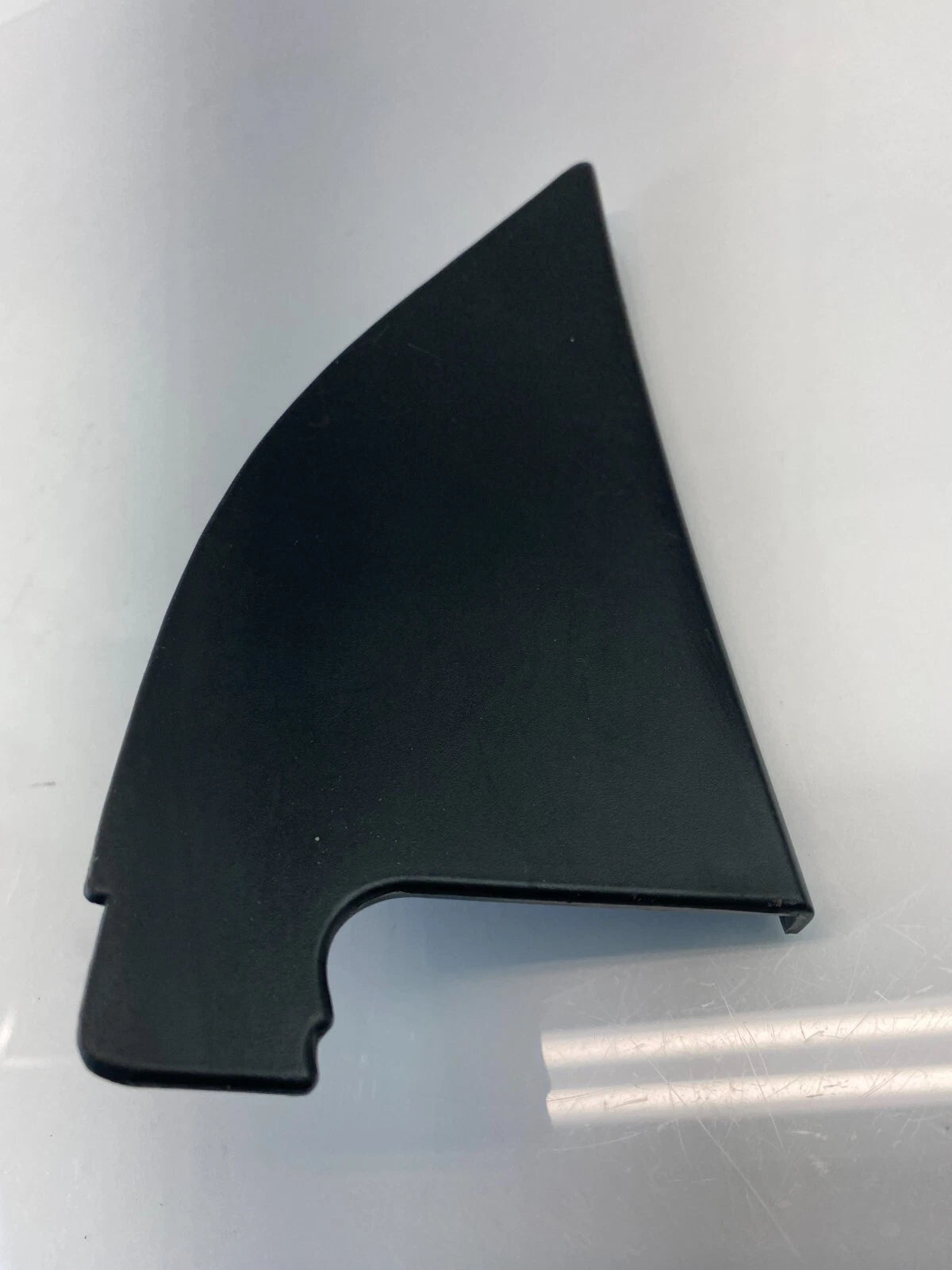 2000-2004 KIA SPECTRA REAR LEFT DOOR INTERIOR CORNER COVER TRIM PANEL GARNISH
