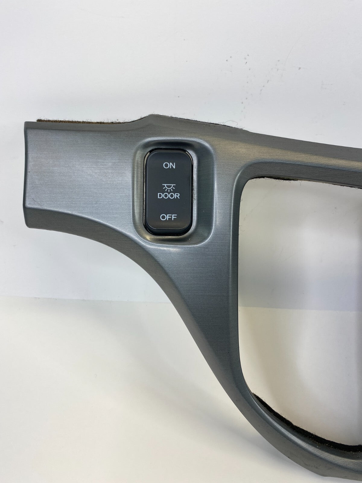 2005-2010 Honda Odyssey Radio Climate Control Dash Trim Bezel 77250-SHJ-A2-20